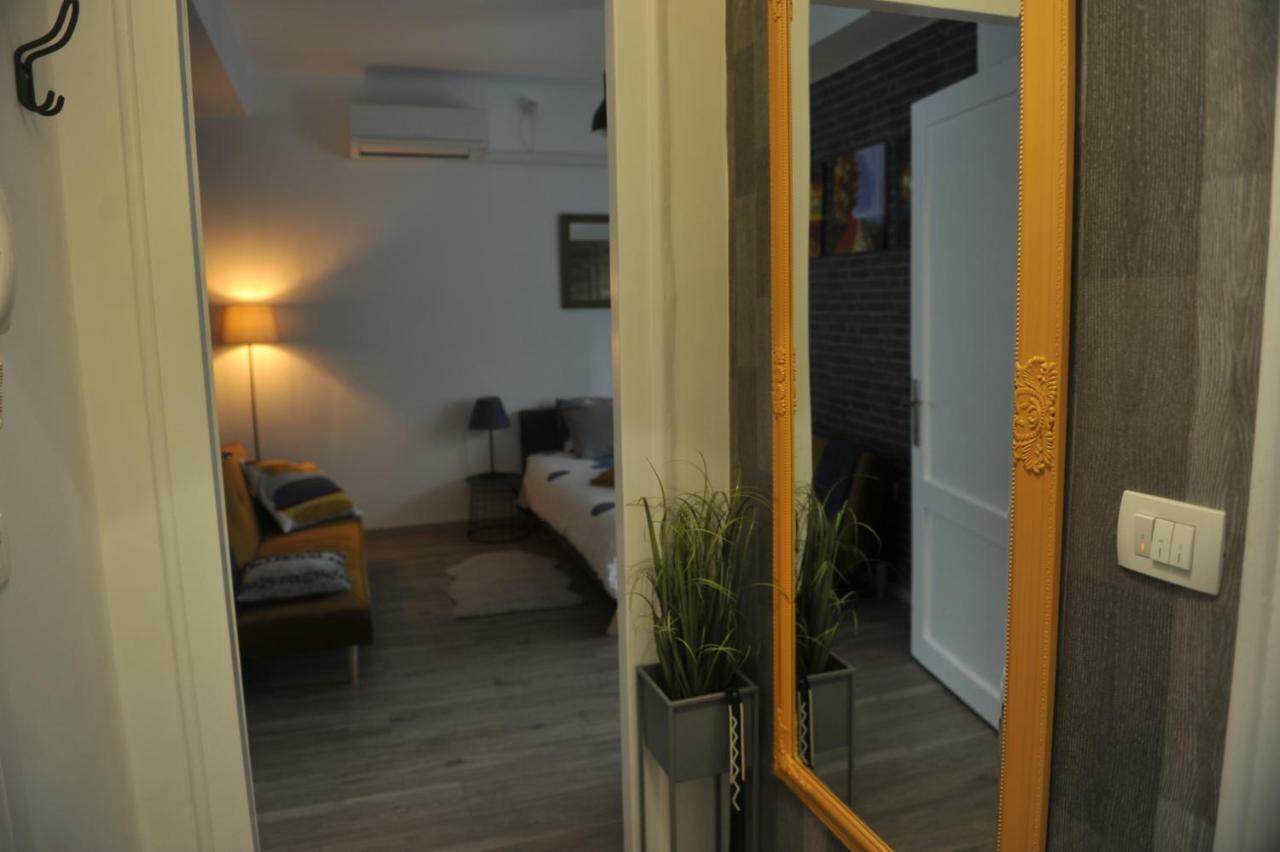 Rijeka Center- Apartment Flumen Екстер'єр фото